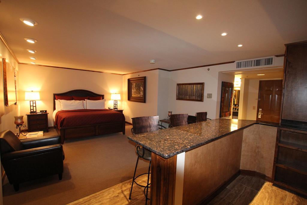 Grand Z Hotel Casino By Red Lion Hotels (Adults Only) Central City 外观 照片